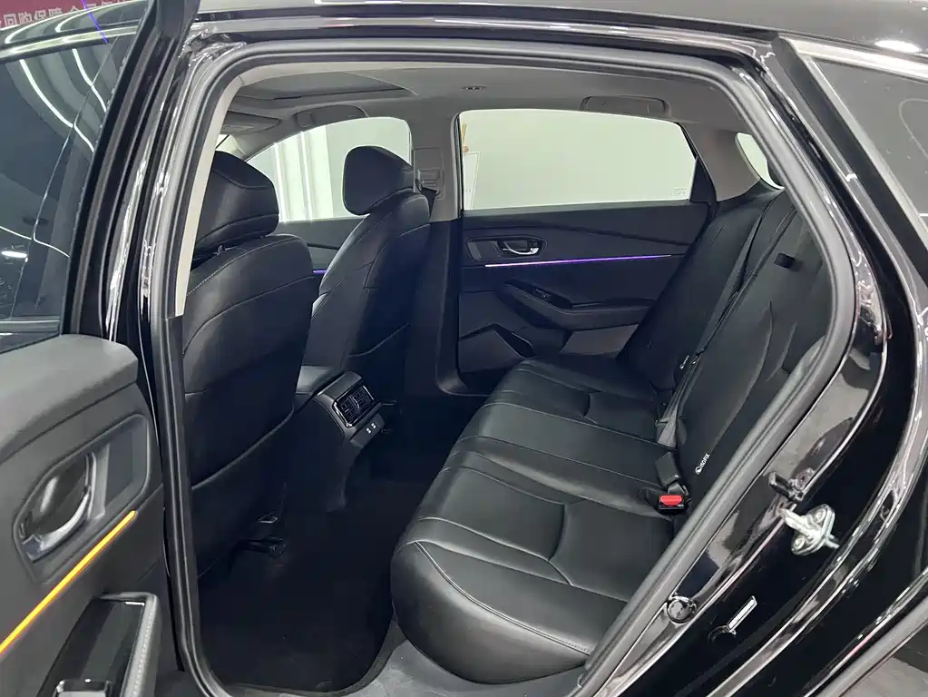 Honda Accord 2023 — фото 11
