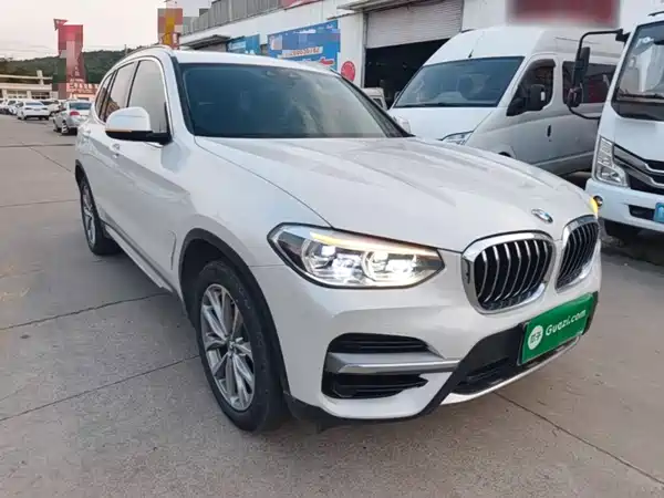 BMW X3 2021
