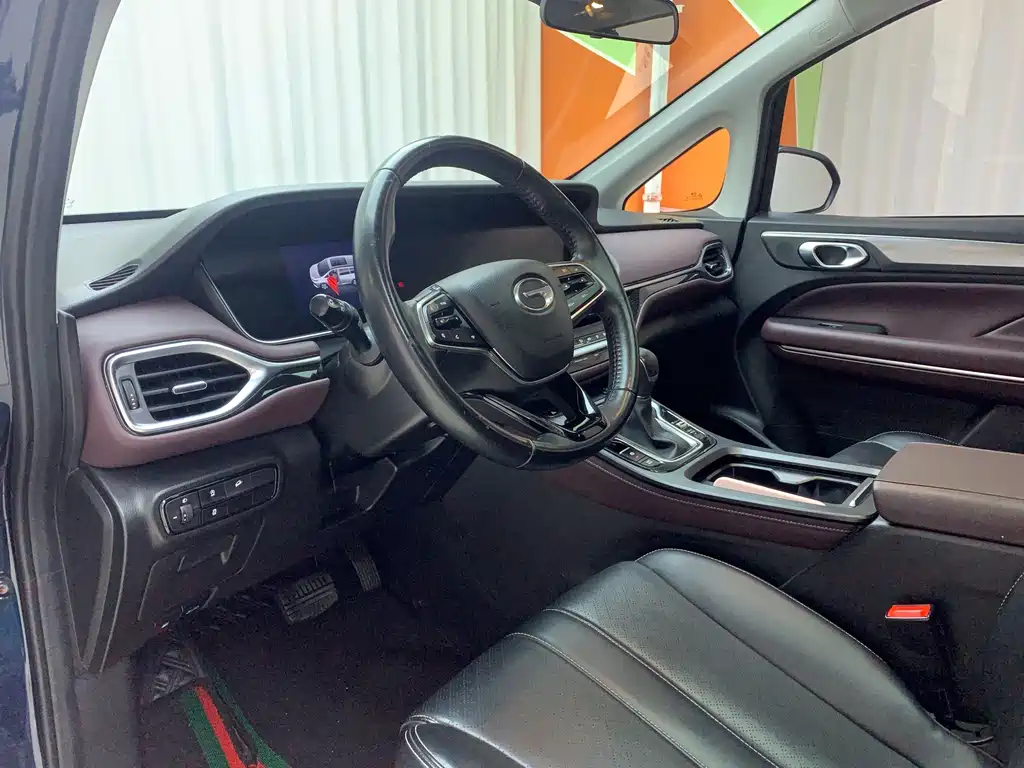 GAC Trumpchi M6 2022 — фото 8