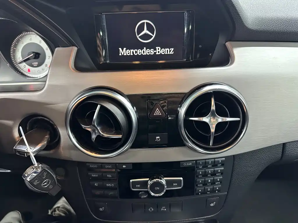 Mercedes-Benz GLK-Class 2013 — фото 18