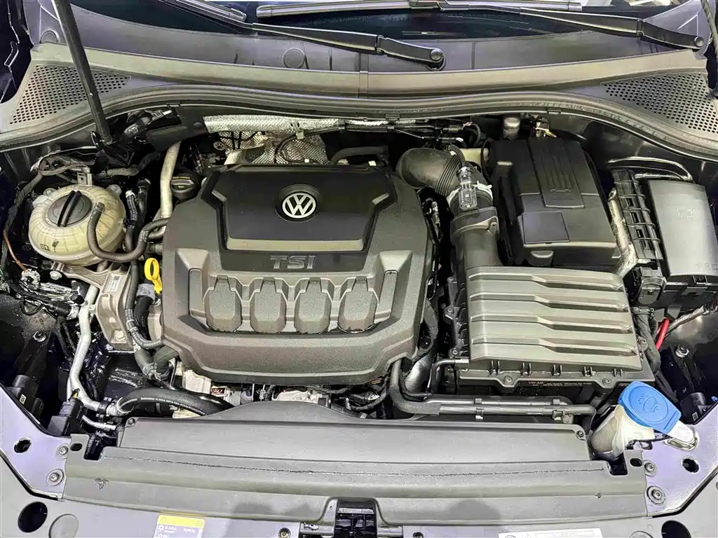 Volkswagen Tiguan L 2024 — фото 26