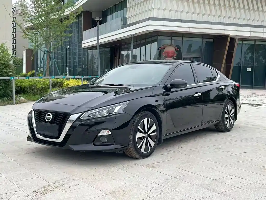 Nissan Teana 2021 — фото 1