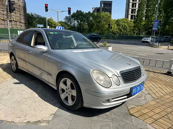Mercedes-Benz E-Class 2006
