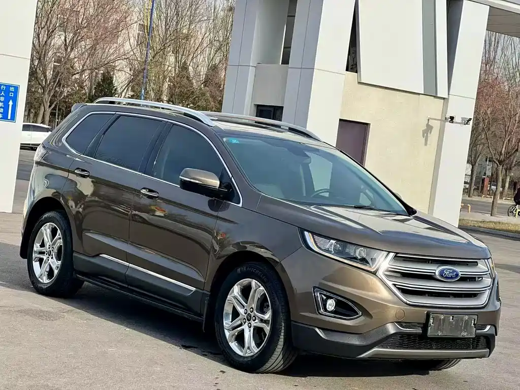 Ford Edge 2018 — фото 3