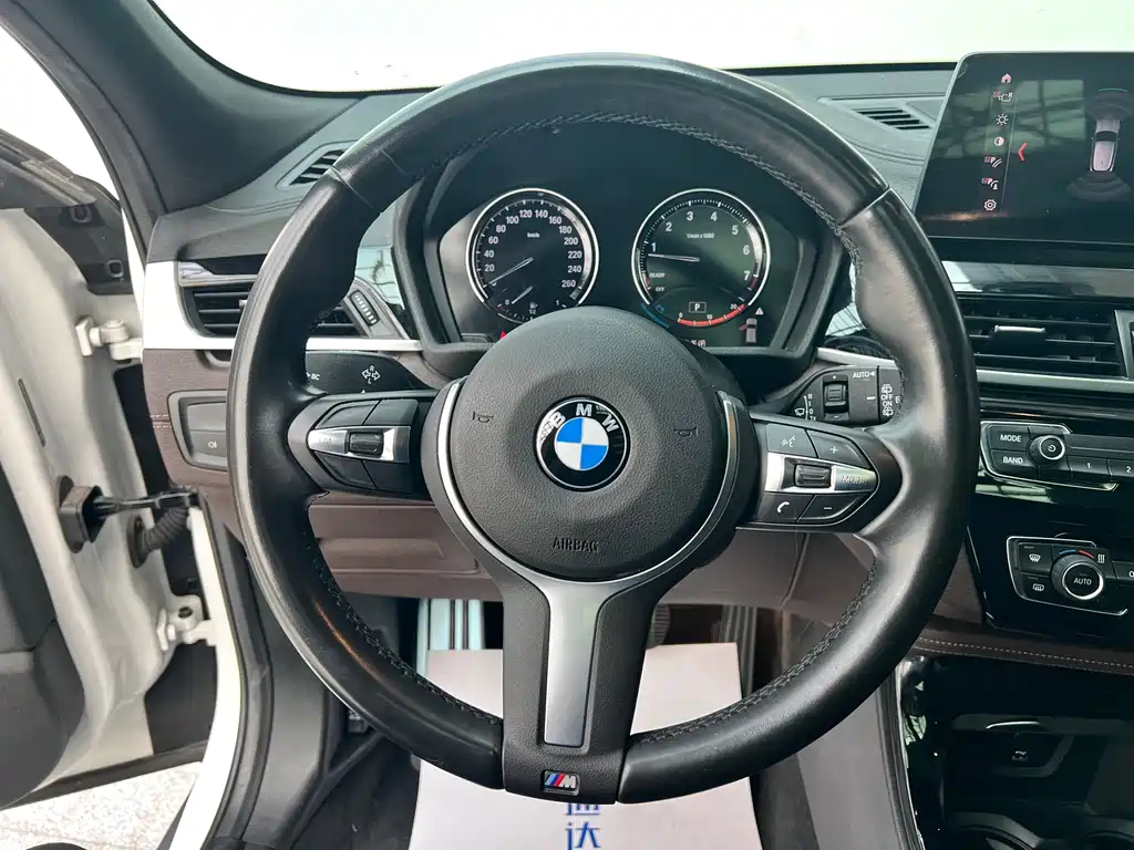 BMW X2 2021 — фото 22