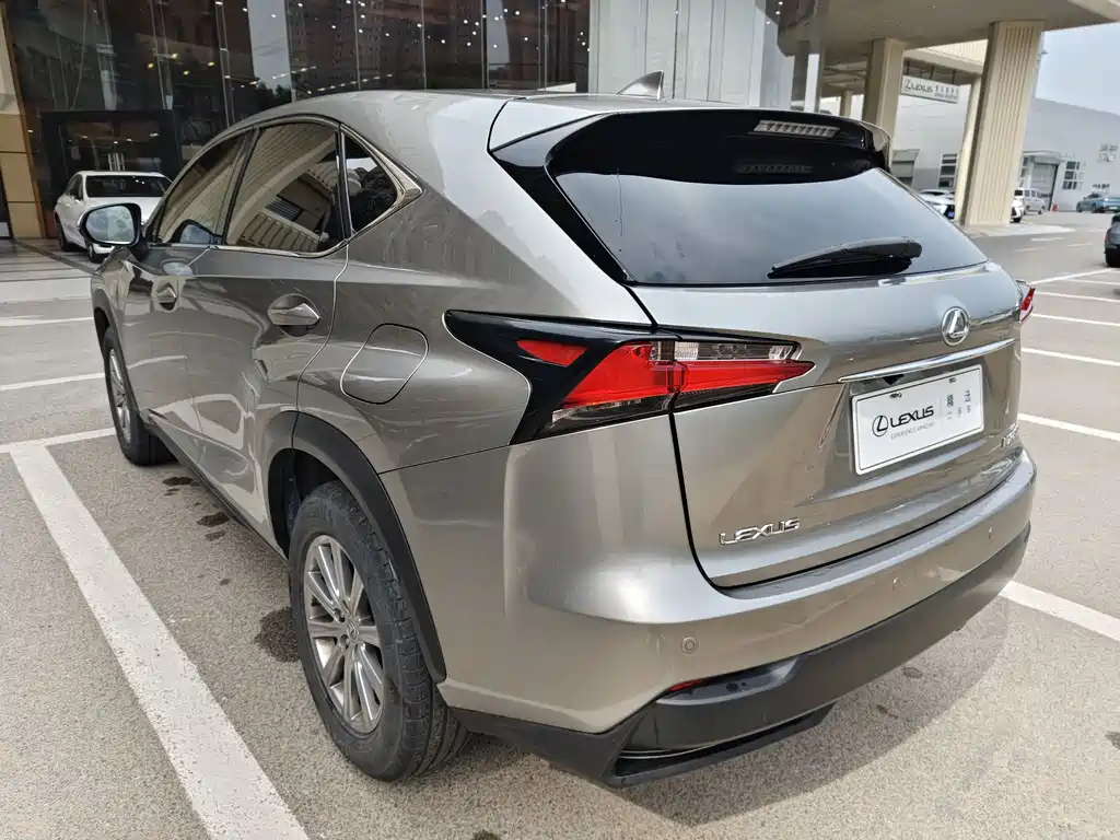 Lexus NX 2015 — фото 4