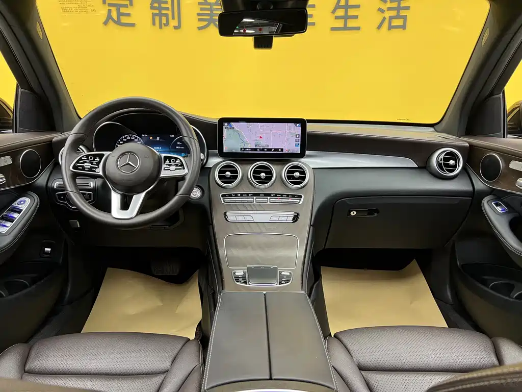 Mercedes-Benz GLC 2020 — фото 13