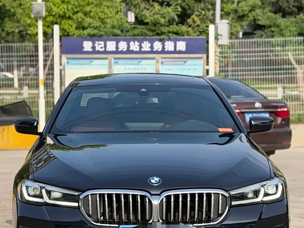 BMW 5 Series 2022