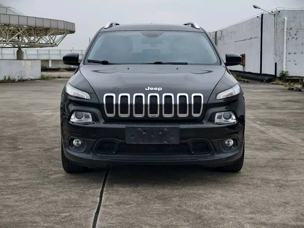 Jeep Cherokee 2016 — фото 2