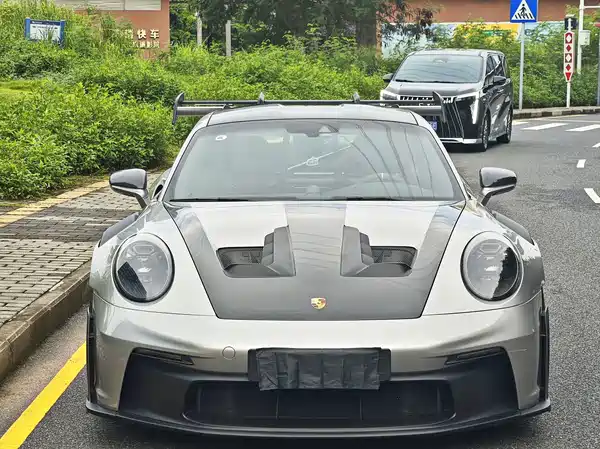Porsche 911 2023