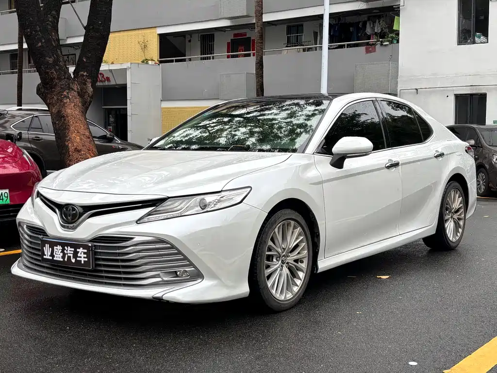Toyota Camry 2018