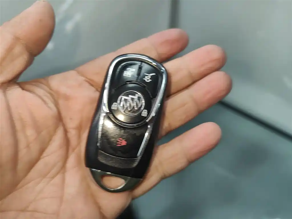 Buick Envision Plus 2019 — фото 17