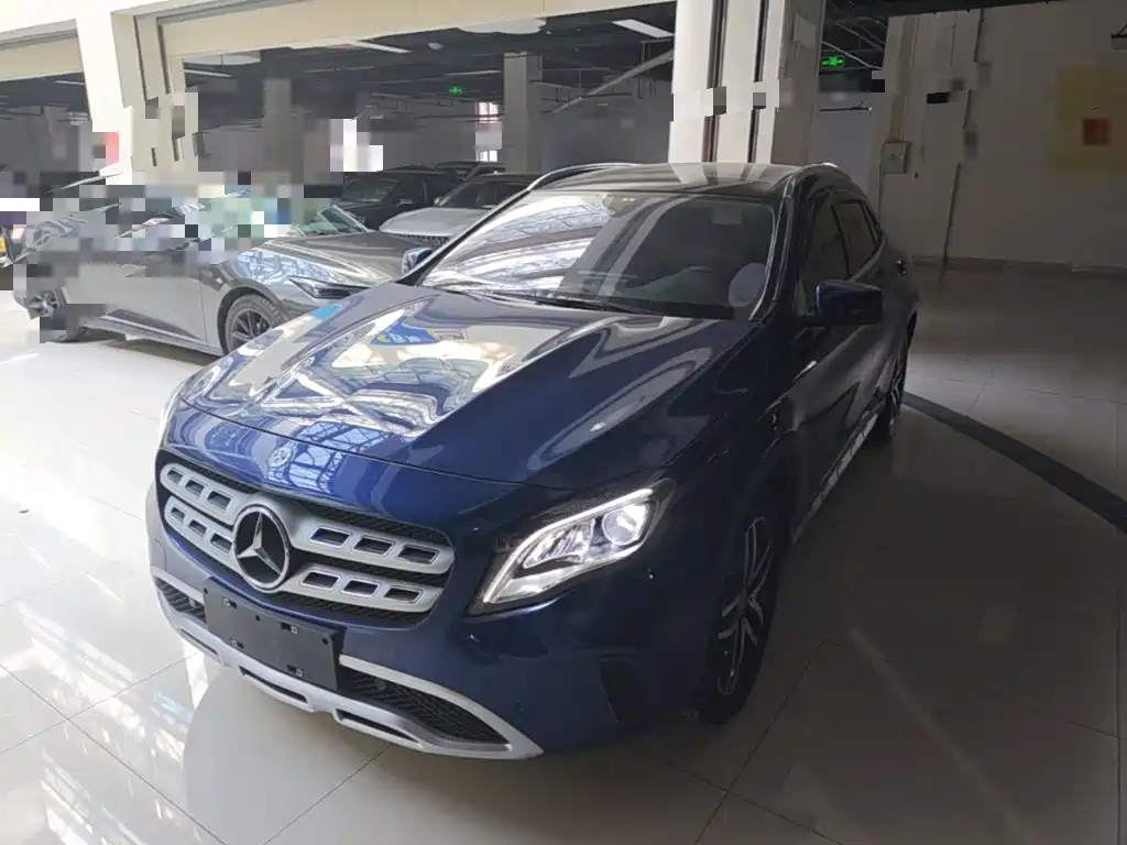 Mercedes-Benz GLA 2018 — фото 1