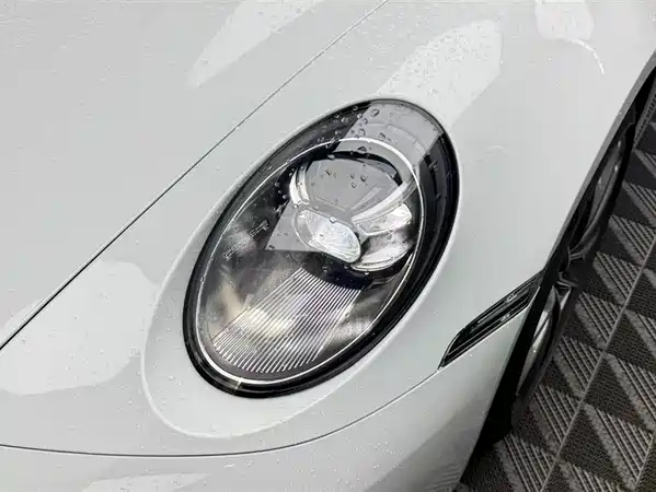 Porsche 911 2024