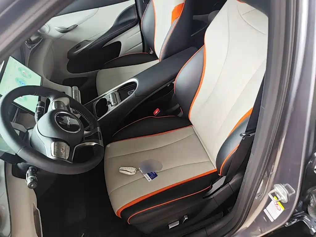 BYD Dolphin 2022 — фото 15
