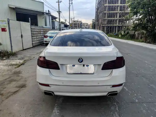 BMW 5 Series 2012
