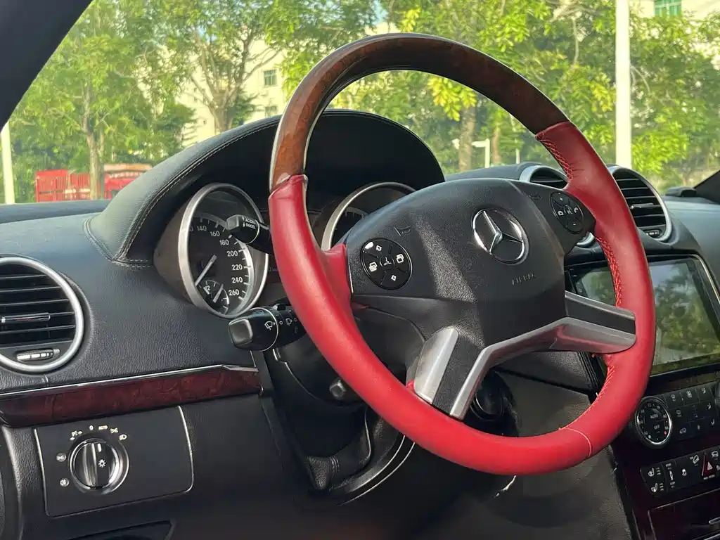 Mercedes-Benz GL-Class 2013 — фото 13