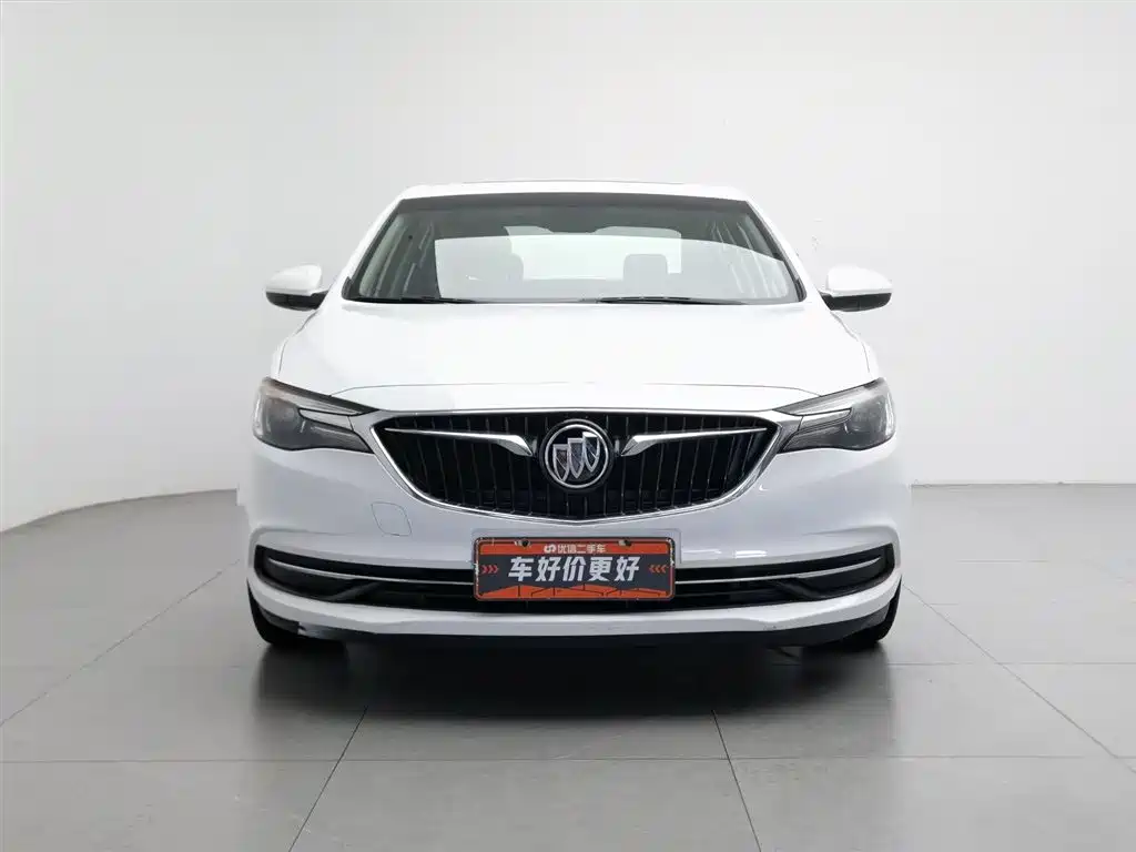 Buick Excelle 2018 — фото 3