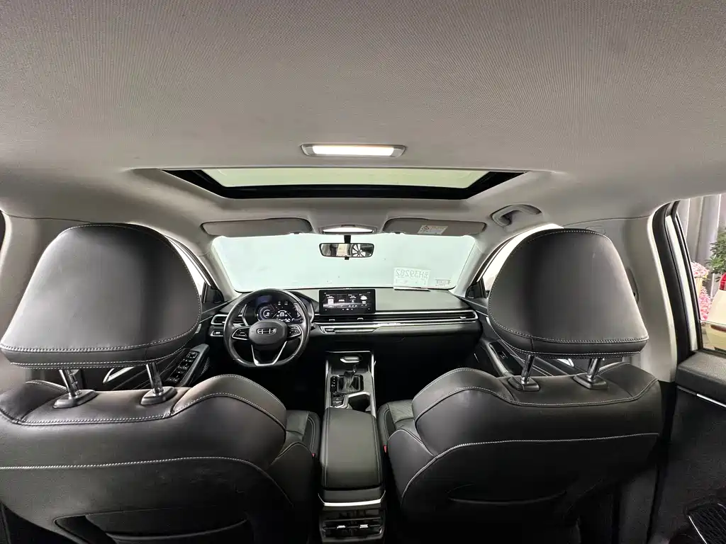 Geely Emgrand 2022 — фото 14