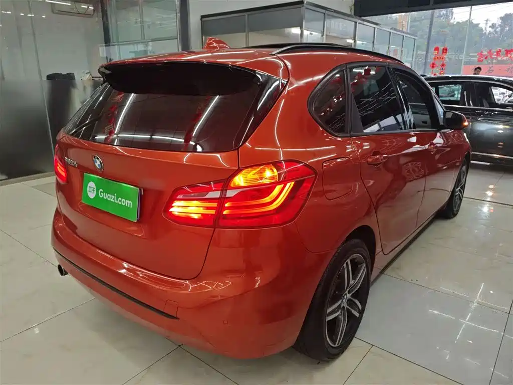 BMW 2 Series Active Tourer 2016 — фото 7