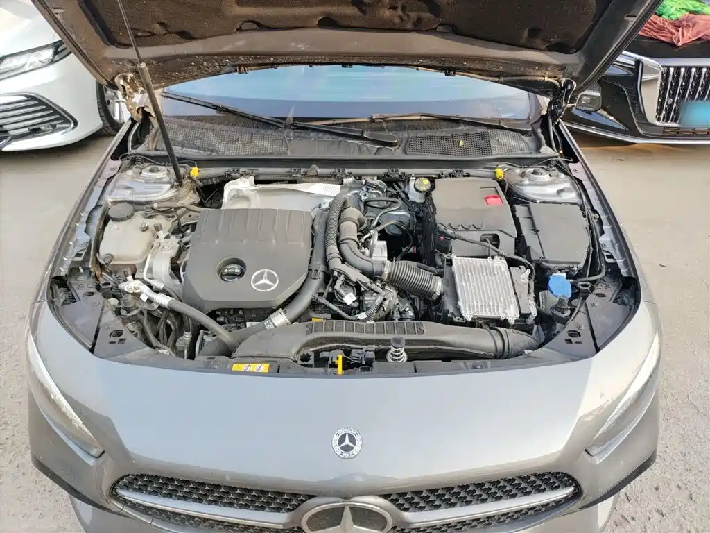 Mercedes-Benz A-Class 2023 — фото 16