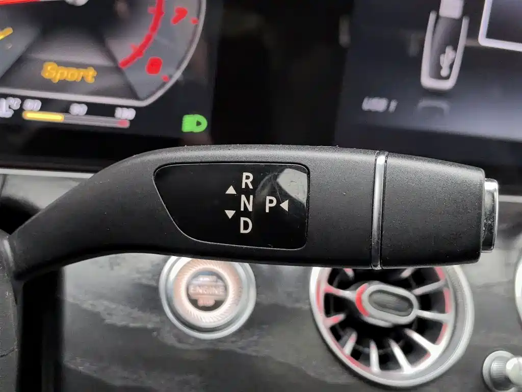 Mercedes-Benz E-Class 2017 — фото 13