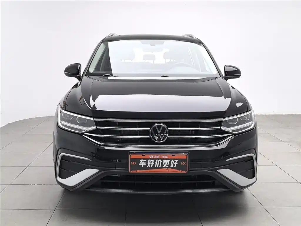 Volkswagen Tiguan L 2024 — фото 3