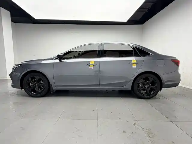 Roewe i6 MAX 2022 — фото 8