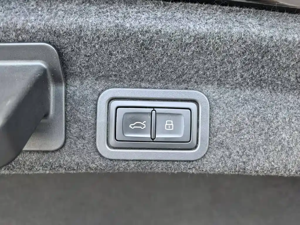 Audi A6L 2023 — фото 15