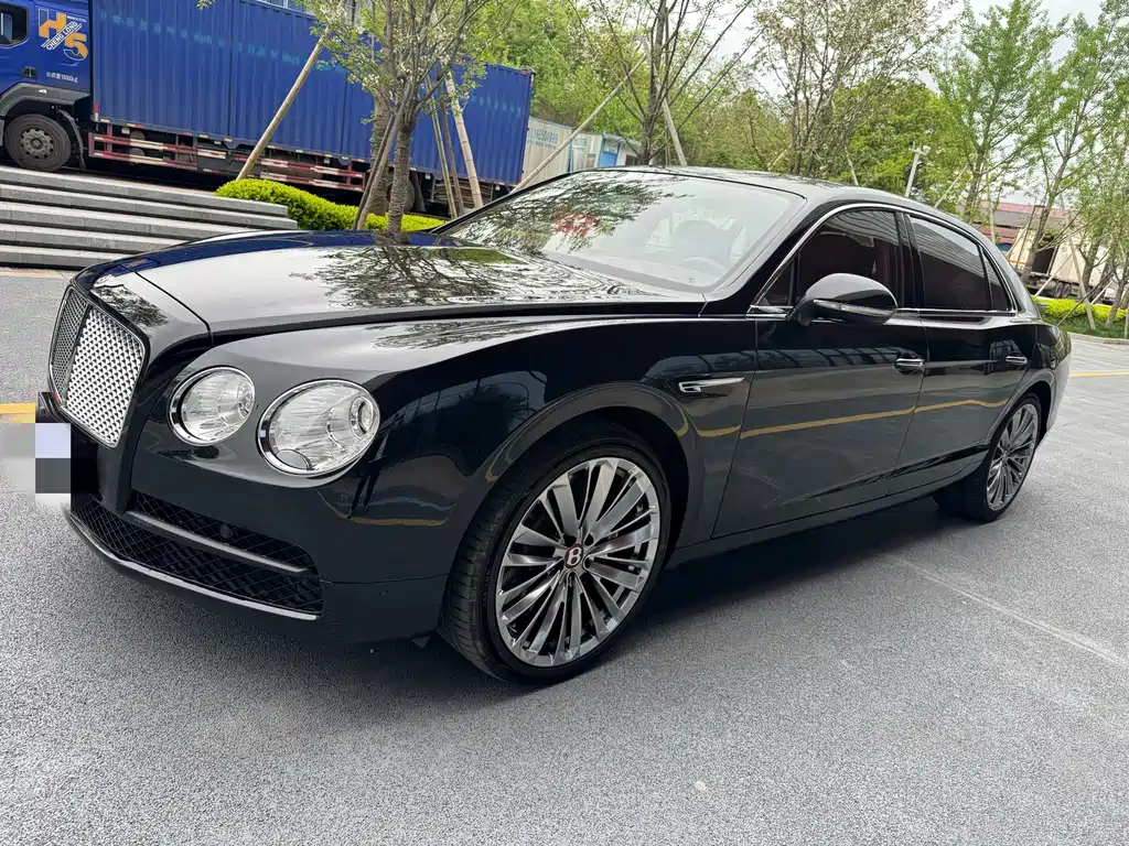 Bentley Flying Spur 2016 — фото 2