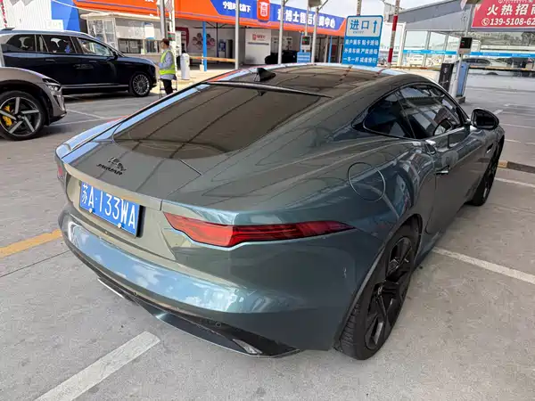 Jaguar F-TYPE 2024