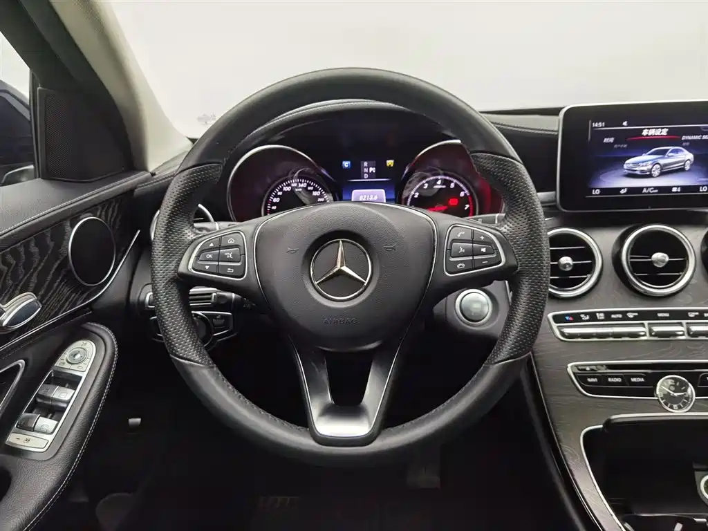 Mercedes-Benz C-Class 2017 — фото 11