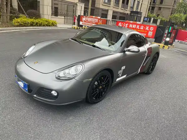 Porsche Cayman 2012