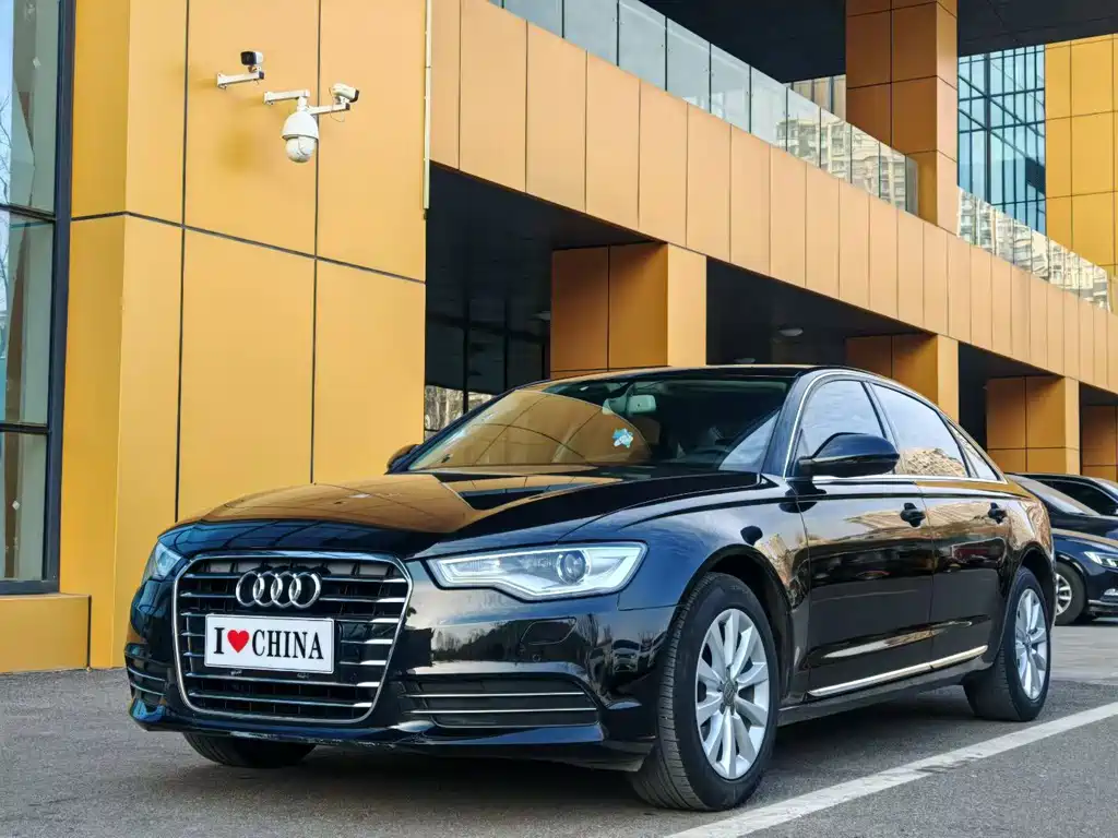 Audi A6L 2016 — фото 1