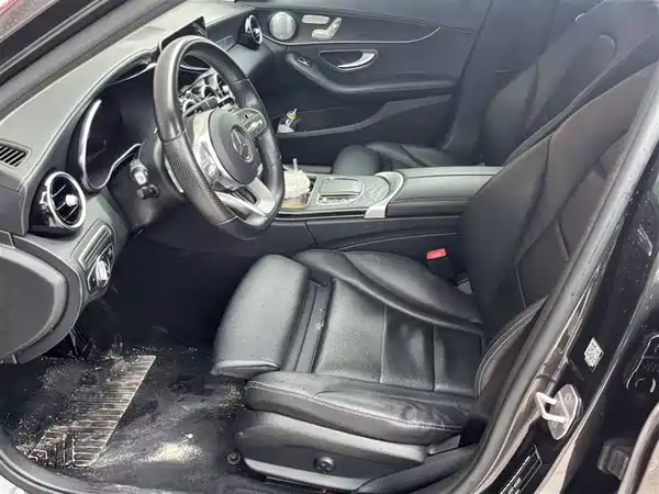 Mercedes-Benz C-Class 2021