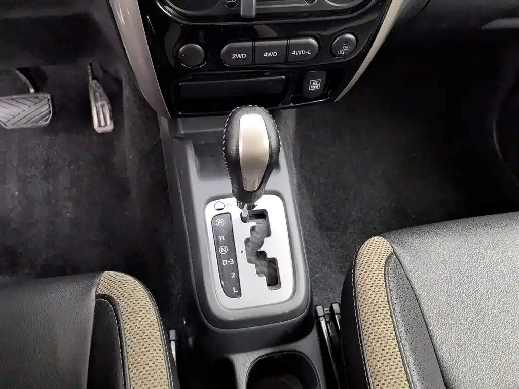 Suzuki Jimny 2018 — фото 13