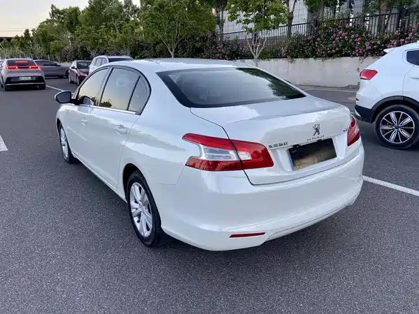 Peugeot 408 2014