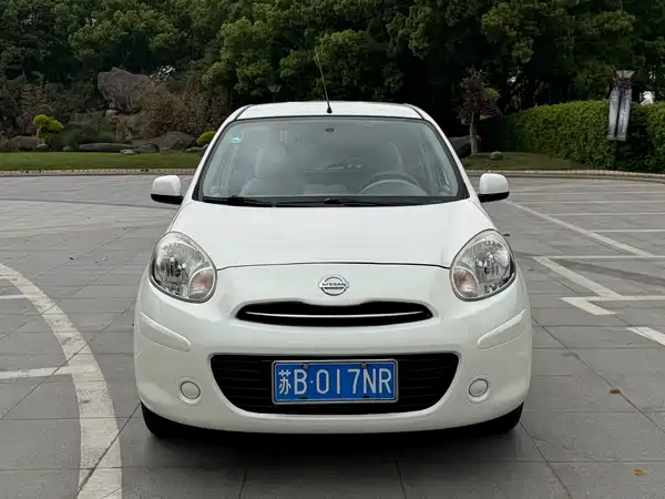 Nissan March 2014