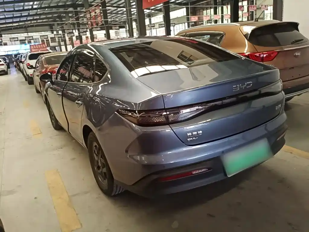 BYD Seal 05 DM-i 2025 — фото 5