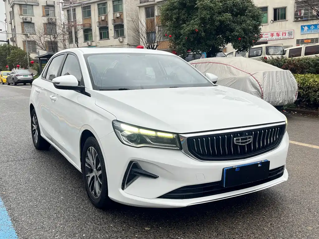Geely Emgrand 2023 — фото 3