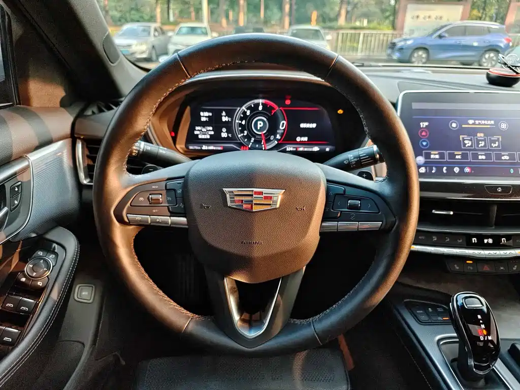 Cadillac CT5 2023 — фото 20