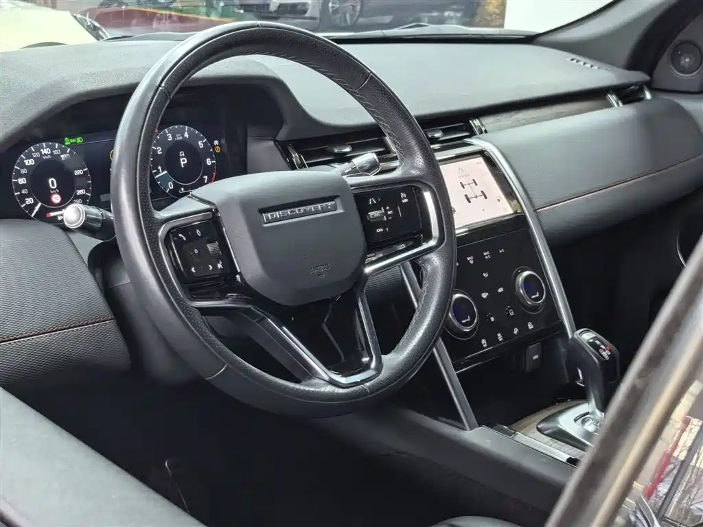 Land Rover Discovery Sport 2021 — фото 12