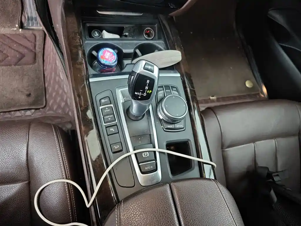 BMW X5 2018 — фото 14