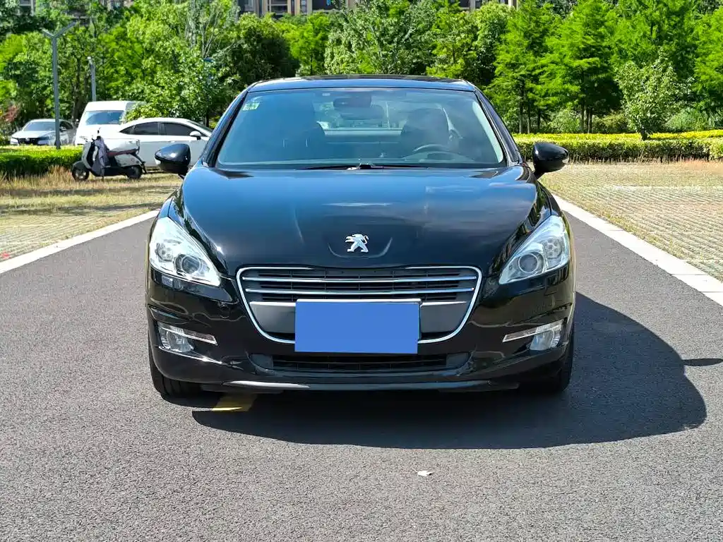 Peugeot 508 2012 — фото 2