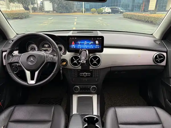 Mercedes-Benz GLK-Class 2013