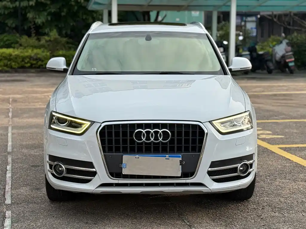 Audi Q3 2015 — фото 2