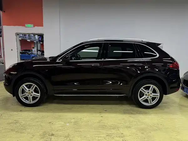 Porsche Cayenne 2014