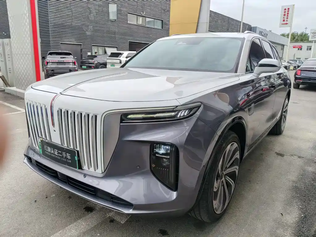 Hongqi E-HS9 2022