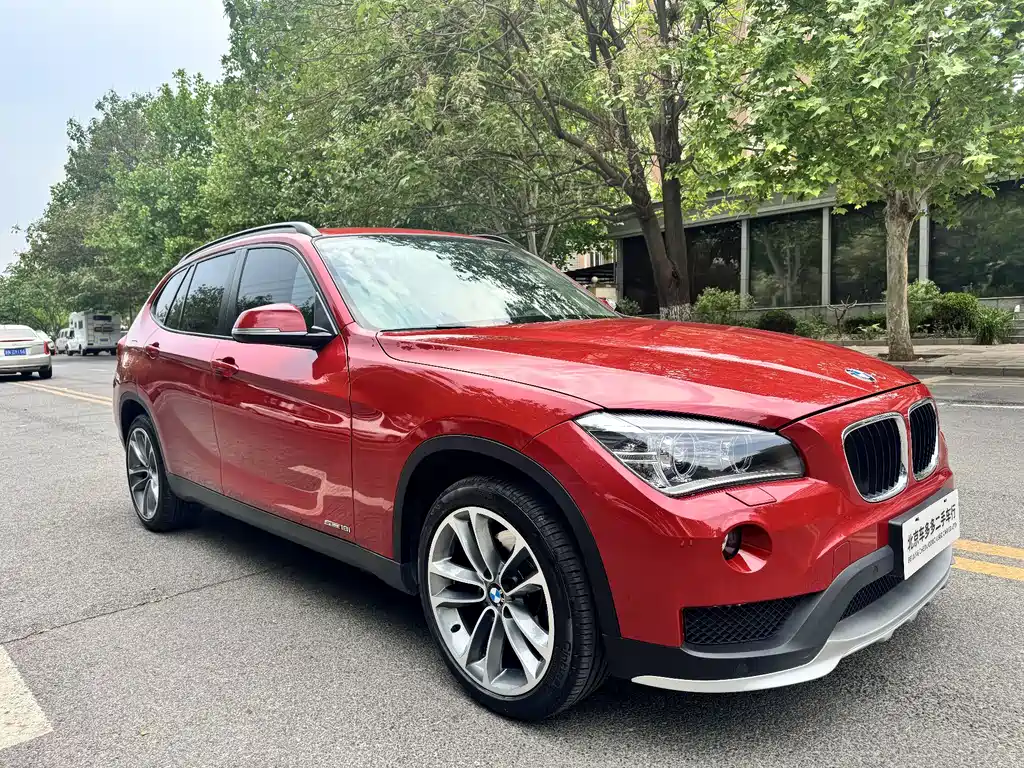 BMW X1 2016 — фото 1
