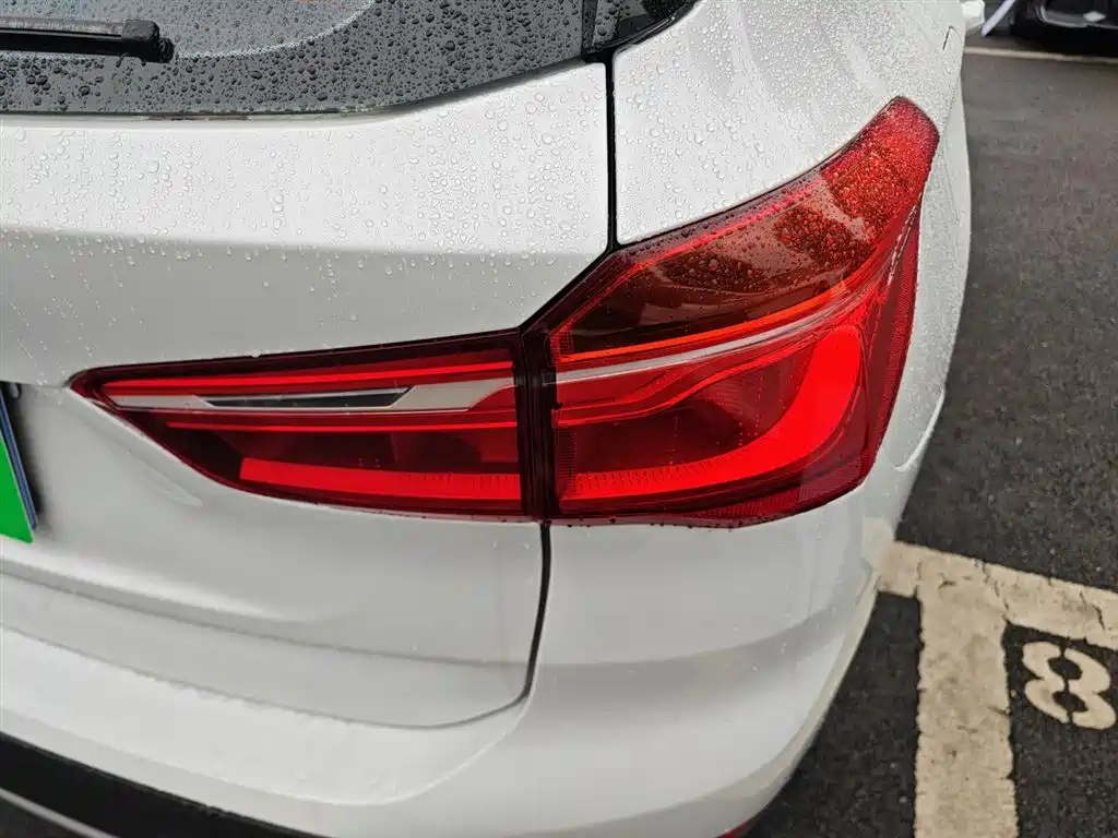 BMW X1 2017 — фото 24